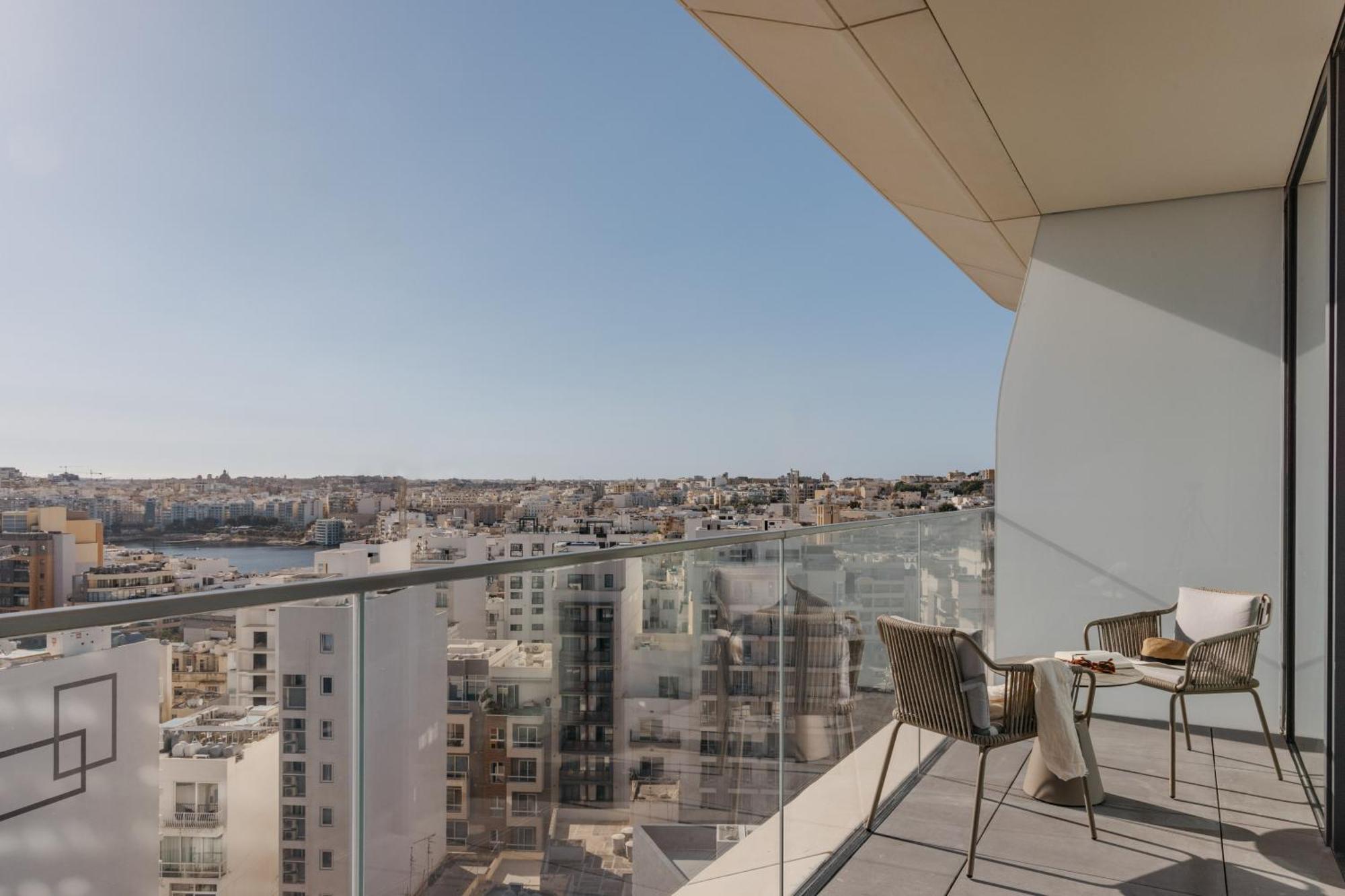 Hotel Me Malta By Melia San Ġiljan Exterior foto