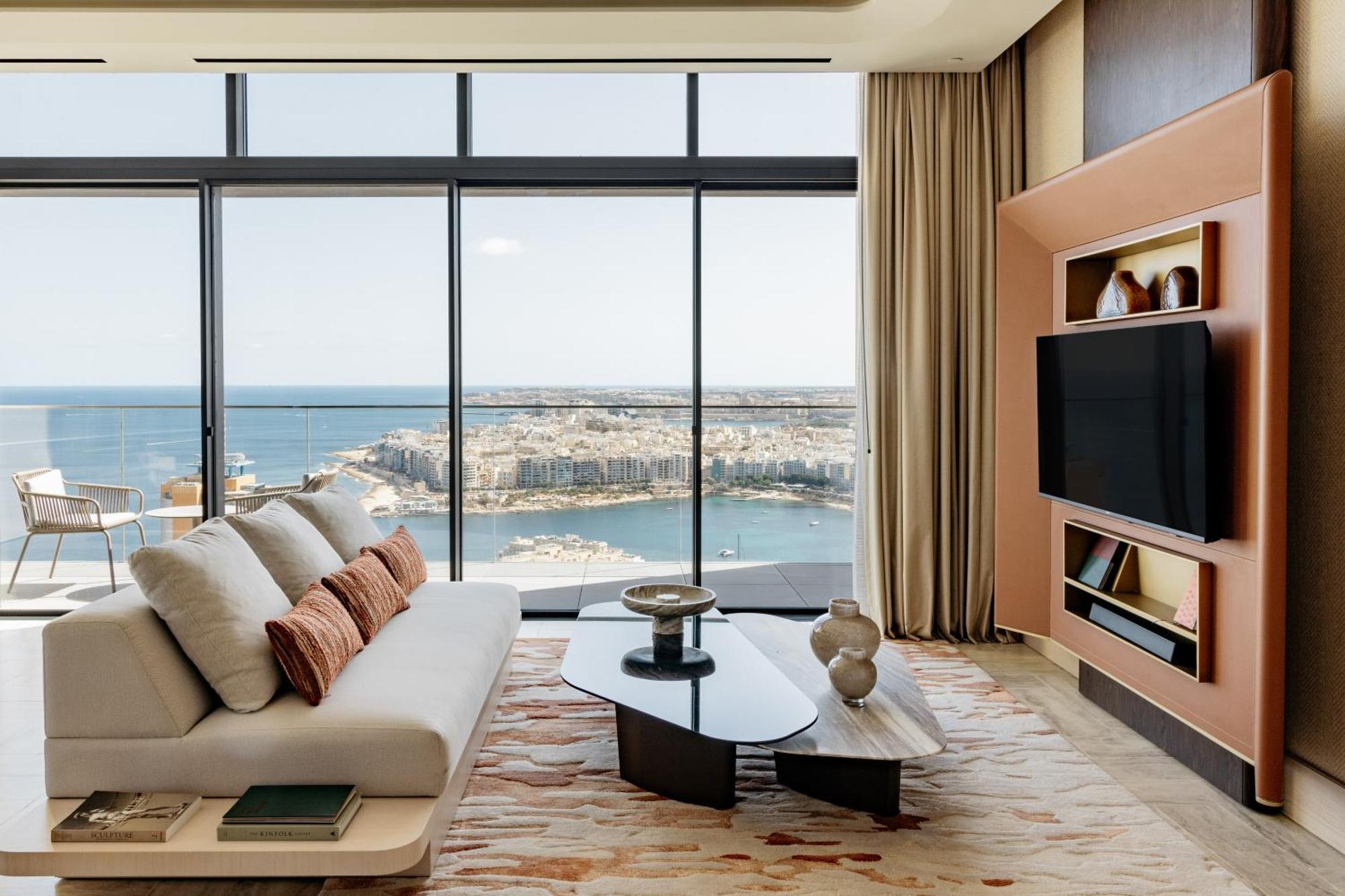 Hotel Me Malta By Melia San Ġiljan Exterior foto