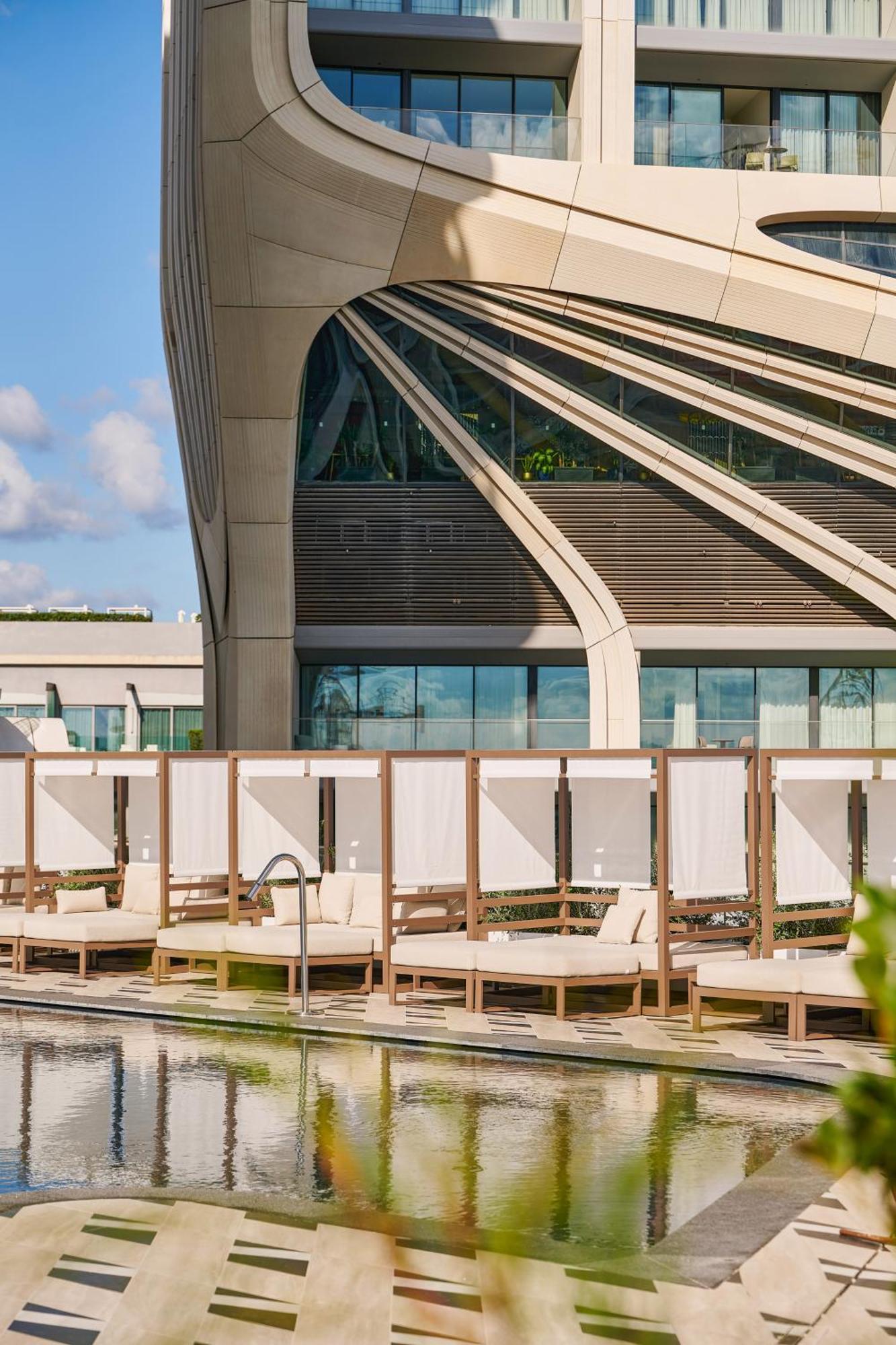 Hotel Me Malta By Melia San Ġiljan Exterior foto